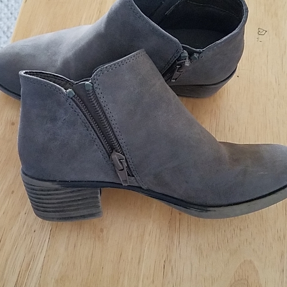 Boots - Picture 2 of 2